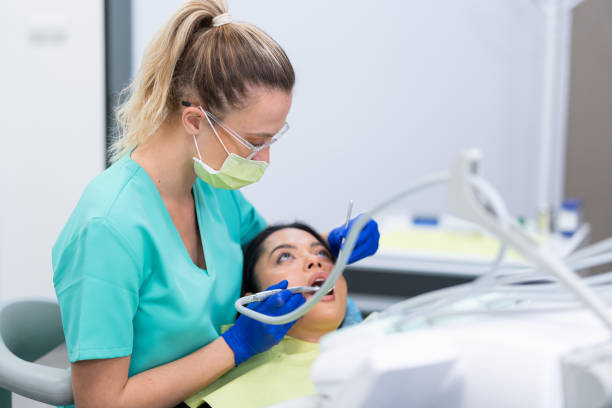 Best Cracked Tooth Emergency Dentist  in Ironwood, MI